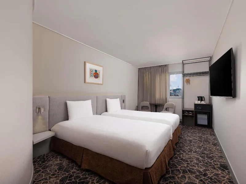 Ukázkový pokoj Premium se dvěma oddělenými lůžky v ibis Ambassador Seoul Insadong
